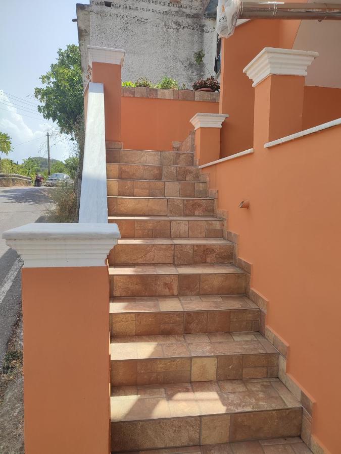 Bados House Apartment Kato Garouna Bagian luar foto