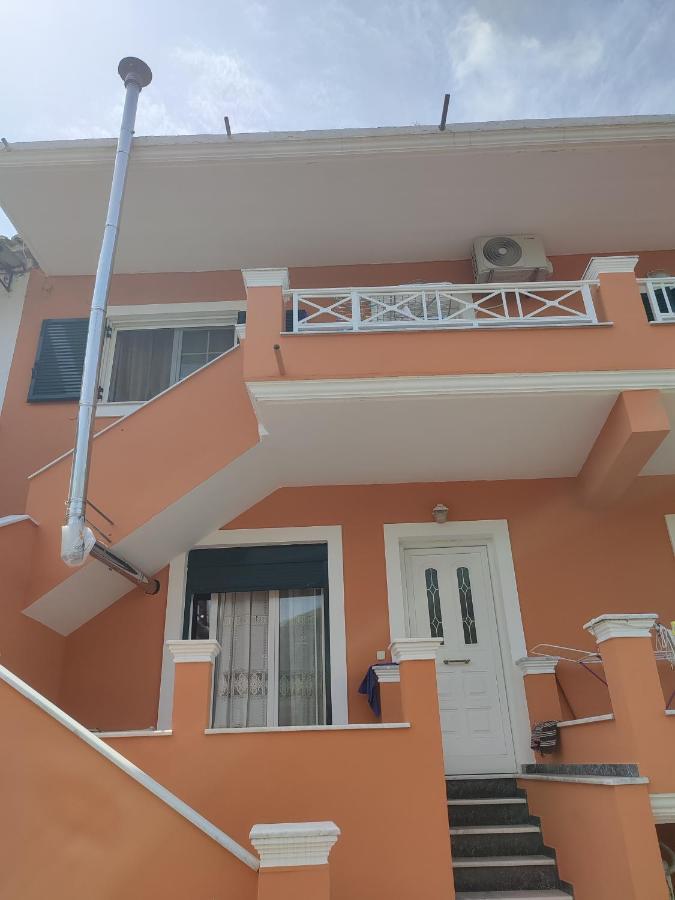 Bados House Apartment Kato Garouna Bagian luar foto
