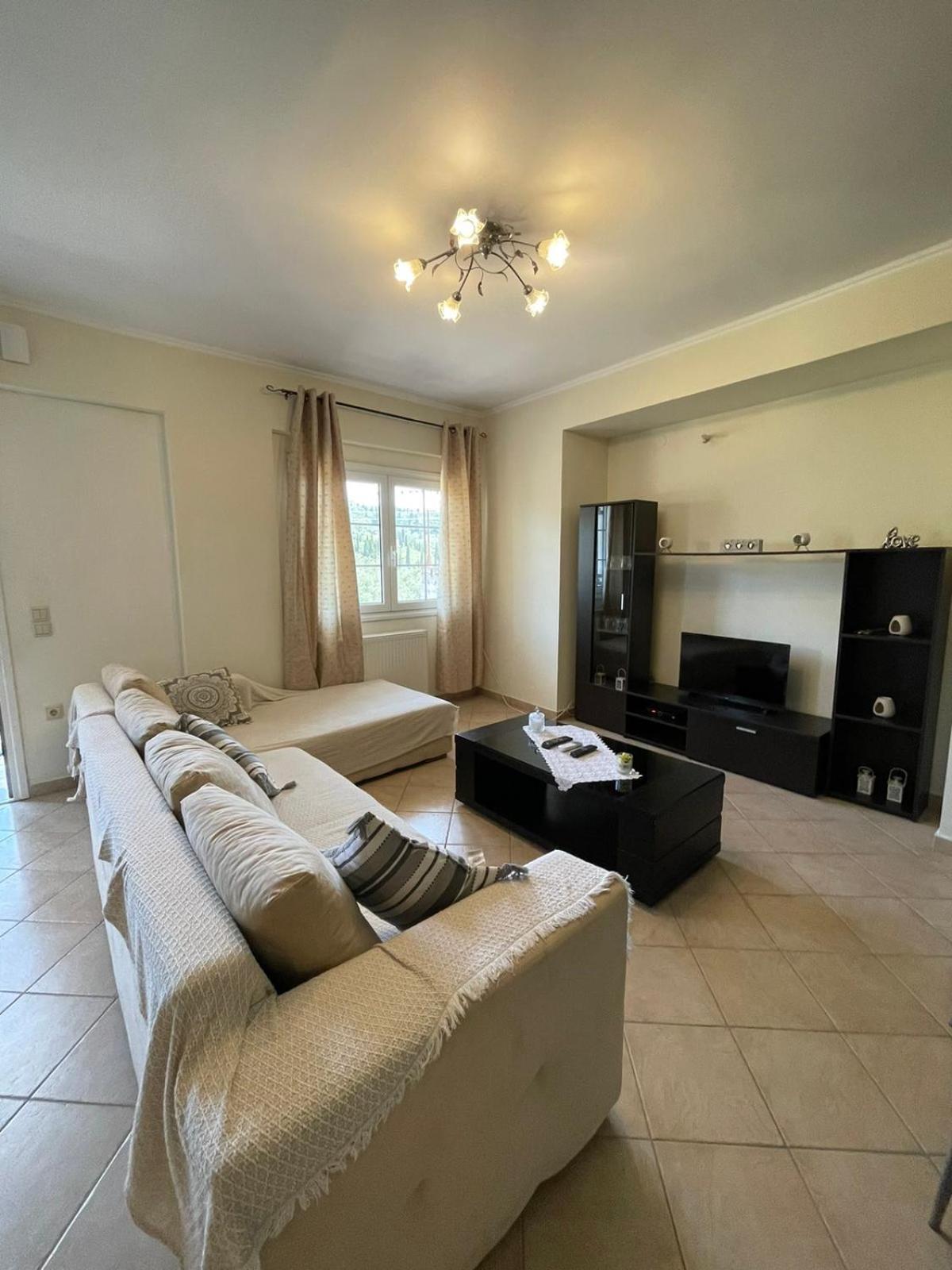 Bados House Apartment Kato Garouna Bagian luar foto